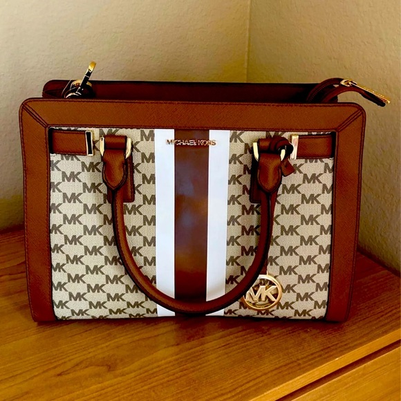 Michael Kors center stripe satchel - Picture 3 of 4